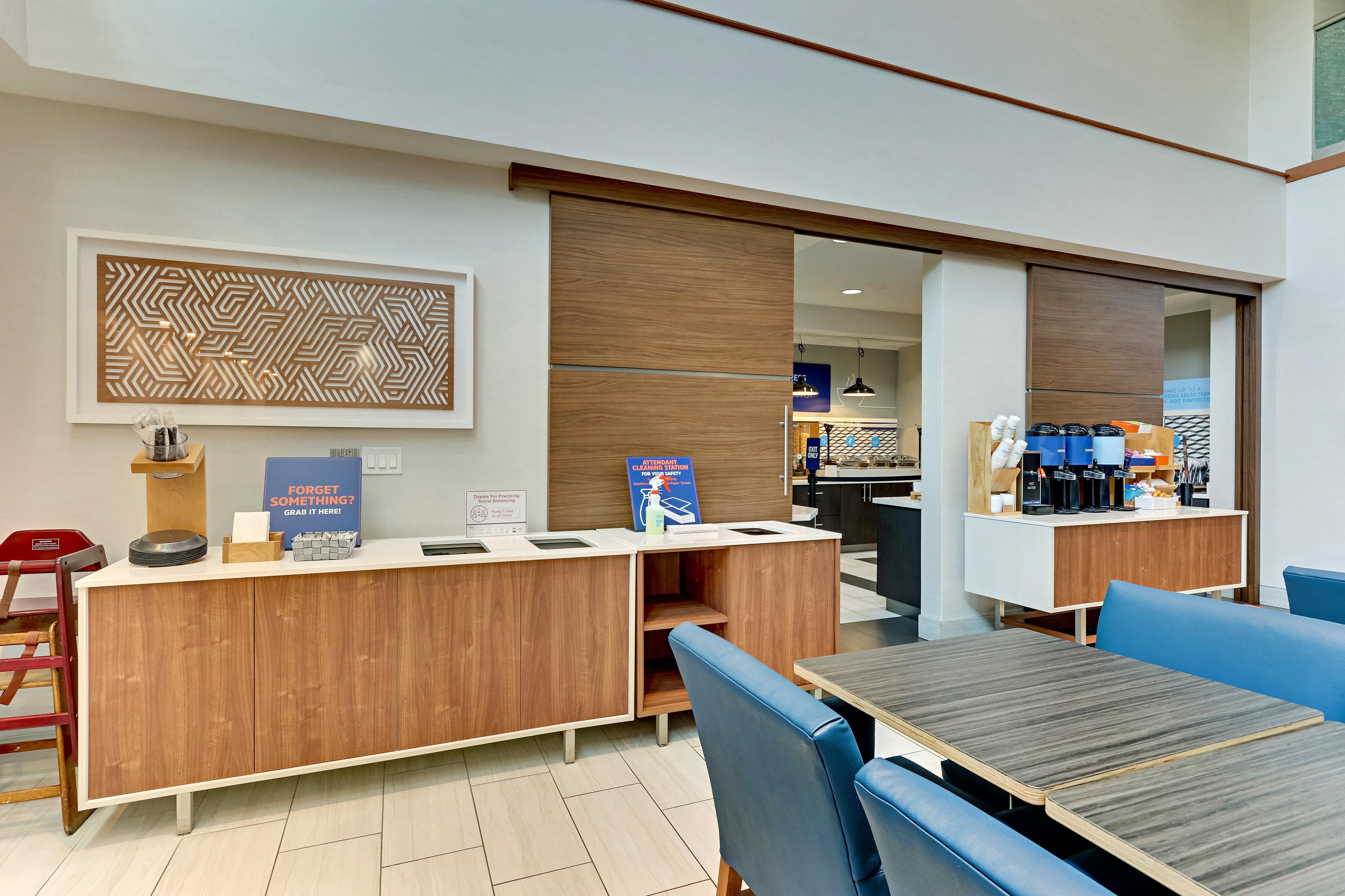 Holiday Inn Express Hotel And Suites Weatherford By Ihg Exterior foto