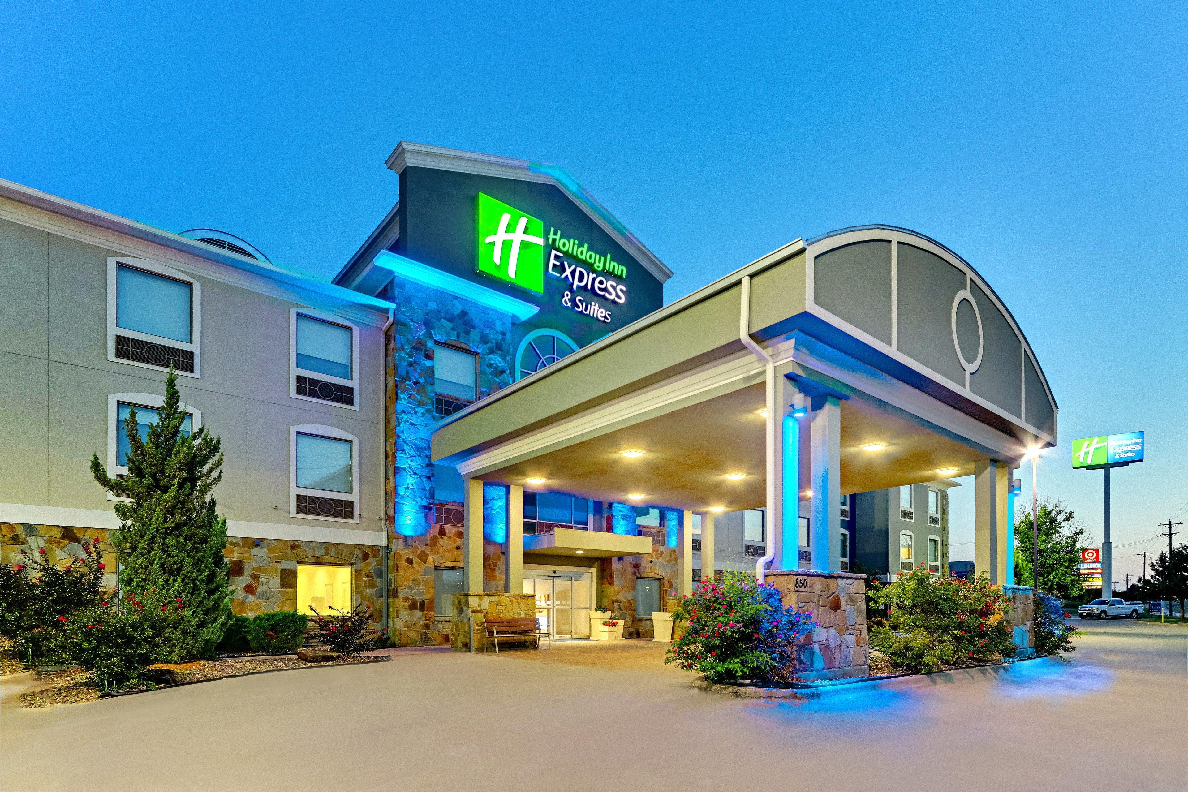 Holiday Inn Express Hotel And Suites Weatherford By Ihg Exterior foto